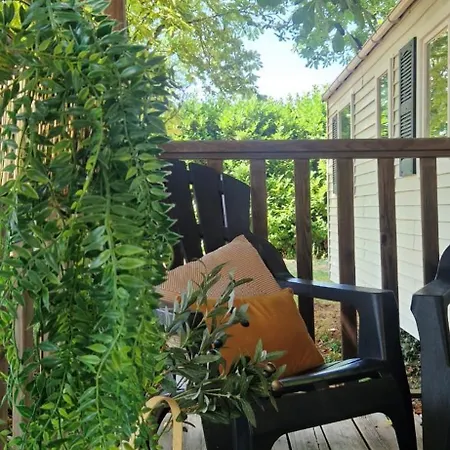 مكان تخييم Mobil Home Familial Linge Inclus Piscines Et Lac Europa Park Rulantica *